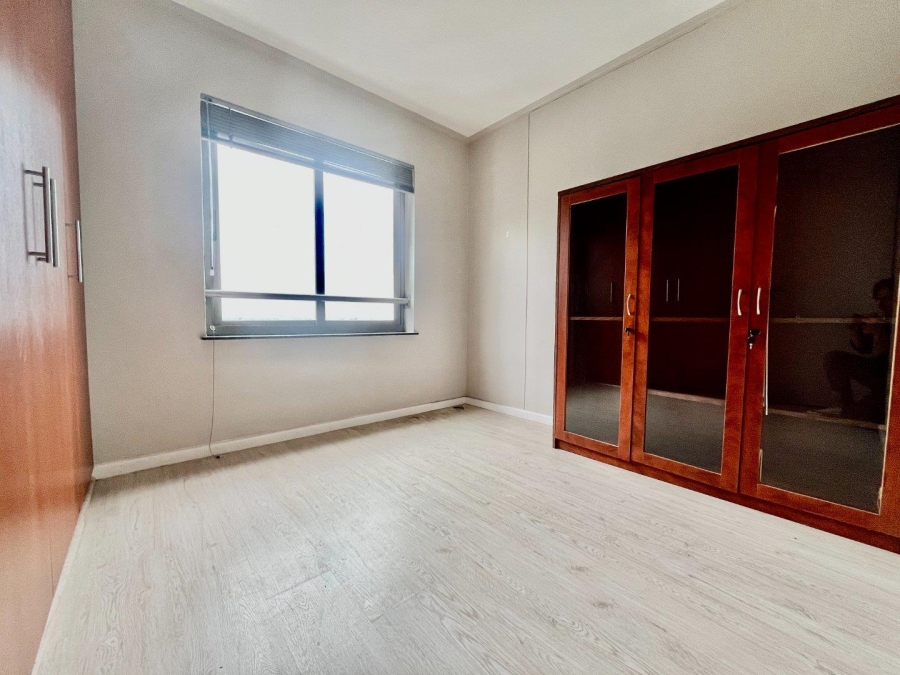 2 Bedroom Property for Sale in Claremont Upper Western Cape